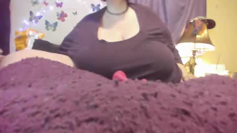 Snapshot of alli_kat78 chatting on 02/04/25, 12:33 Alli Kat online show from 02/04/25, 12:33