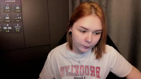 Snapshot of alli_zi chatting on 04/04/26, 02:03 Blair online show from 04/04/26, 02:03