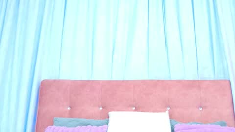 Allicia online show from 11/21/25, 07:23