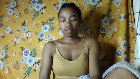 Snapshot of alliciax632770 chatting on 12/02/25, 10:16 alliciax632770 online show from 12/02/25, 10:16