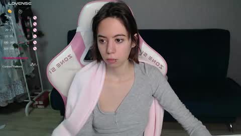 alice online show from 10/13/25, 12:43