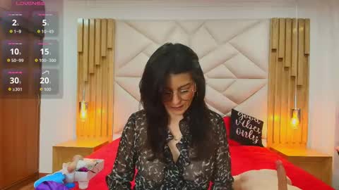 Aliie  online show from 10/07/25, 12:02