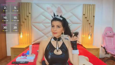 Aliie  online show from 10/18/25, 11:11