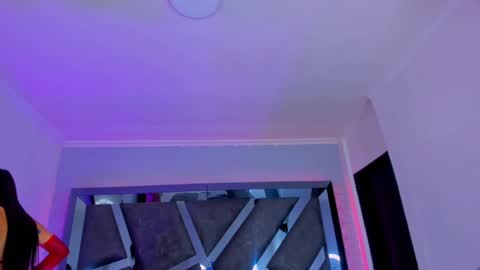 Snapshot of allijadid chatting on 01/18/25, 10:49    online show from 01/18/25, 10:49