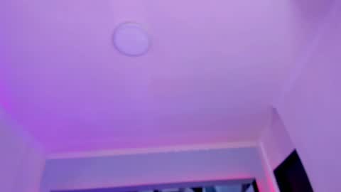 Snapshot of allijadid chatting on 02/18/25, 11:00    online show from 02/18/25, 11:00