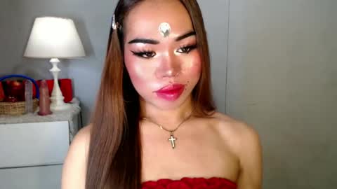 Snapshot of allirah20x chatting on 12/07/24, 08:05 Allirah online show from 12/07/24, 08:05