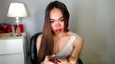 Snapshot of allirah20x chatting on 12/10/24, 12:17 Allirah online show from 12/10/24, 12:17