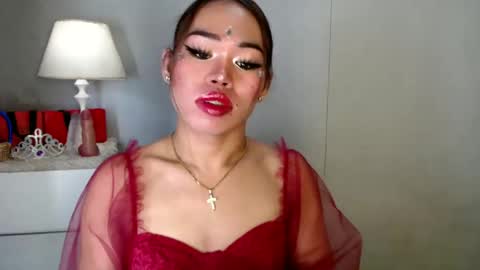 Snapshot of allirah20x chatting on 12/10/24, 04:06 Allirah online show from 12/10/24, 04:06