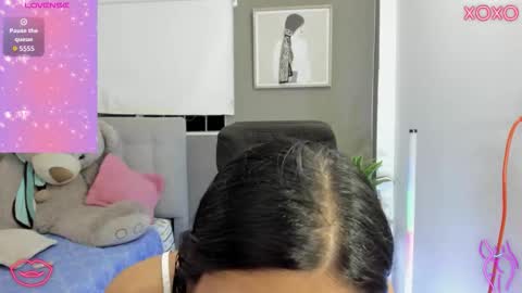 Nana online show from 12/17/25, 04:18