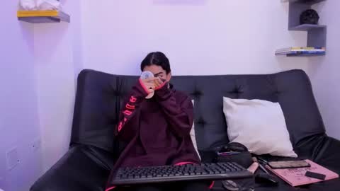 allison_lopez_ online show from 04/17/26, 12:08