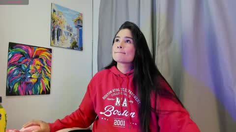 Snapshot of allison_love chatting on 05/19/26, 01:00 allison online show from 05/19/26, 01:00