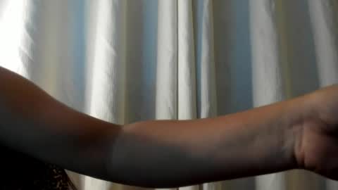 alison  online show from 04/12/26, 11:48