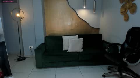 Allison Rogers online show from 11/22/25, 02:10