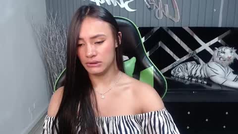 Snapshot of allisson_a chatting on 02/28/25, 03:37 Allisson online show from 02/28/25, 03:37