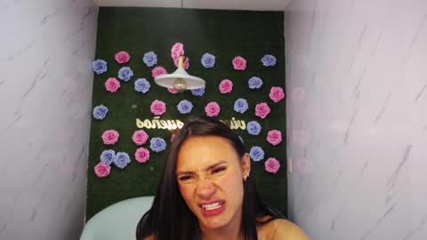 Snapshot of allisson_a chatting on 03/11/25, 07:04 Allisson online show from 03/11/25, 07:04