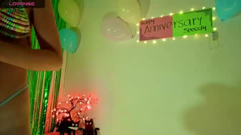 Snapshot of allisson_rose chatting on 06/19/26, 05:12 Alli online show from 06/19/26, 05:12