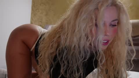 allissonhotbb online show from 09/16/25, 06:09