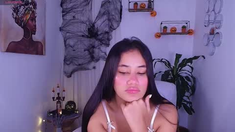 Snapshot of allisxxnn_fox chatting on 10/17/25, 01:14 Allisxn Fox online show from 10/17/25, 01:14