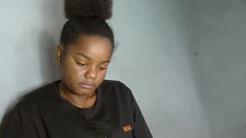 allizida01 online show from 01/13/26, 08:30