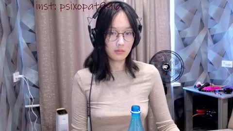 Snapshot of alllinaeve chatting on 09/13/25, 05:07 Alina online show from 09/13/25, 05:07