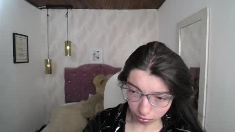 alison online show from 12/17/25, 08:15