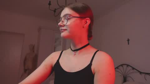 ALOTROPP NOT BABY online show from 04/16/26, 07:47