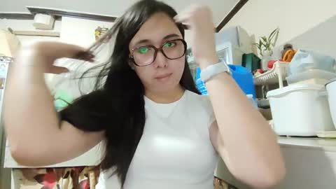 Snapshot of alluring_alicia chatting on 05/02/26, 08:41 Miss Alicia online show from 05/02/26, 08:41