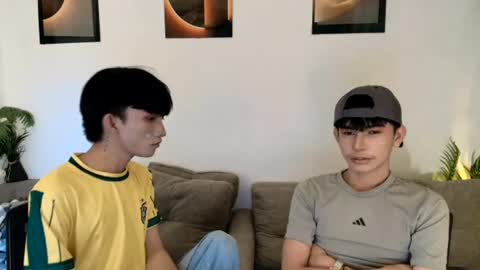 Snapshot of alluring_alpha chatting on 08/04/26, 06:43 kim and josh online show from 08/04/26, 06:43