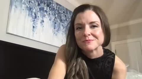 Snapshot of alluring_aurora_amor chatting on 12/09/24, 07:50 Aurora online show from 12/09/24, 07:50