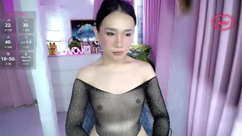 Snapshot of alluring_mj chatting on 05/19/26, 01:33 mj online show from 05/19/26, 01:33