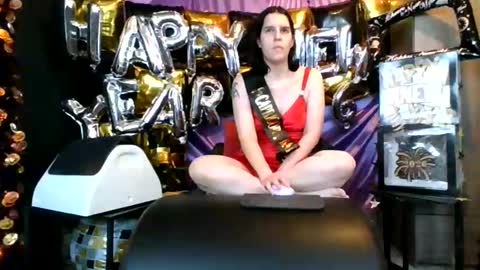 Snapshot of alluringali25 chatting on 01/08/26, 08:11 AlluringAli25 online show from 01/08/26, 08:11