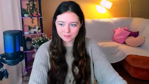 alluringeyess online show from 09/13/25, 04:23