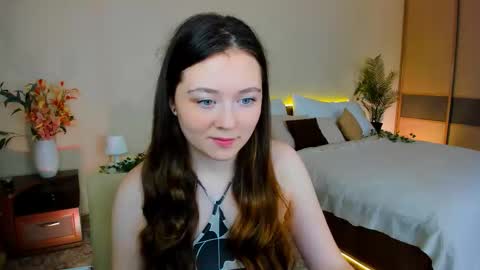 alluringeyess online show from 10/10/25, 11:20