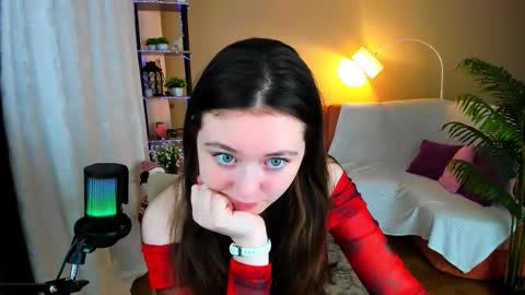 alluringeyess online show from 11/21/25, 04:16