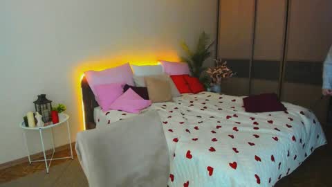 alluringeyess online show from 04/03/26, 12:36