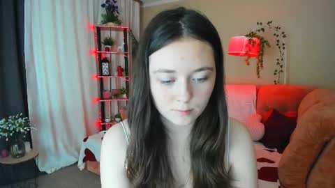 Snapshot of alluringeyess chatting on 07/02/26, 12:22 alluringeyess online show from 07/02/26, 12:22