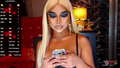 Natalya Fox online show from 12/10/24, 06:44