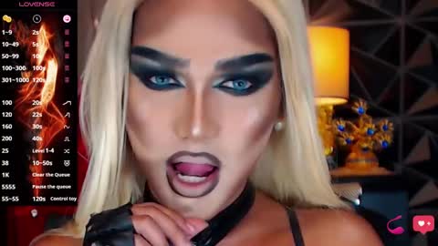 Natalya Fox online show from 02/16/25, 10:10