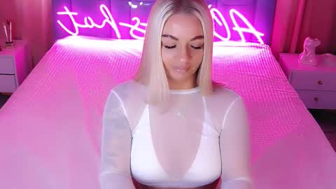 AlwaysHot online show from 10/01/25, 02:28