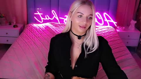 AlwaysHot online show from 03/18/26, 02:04