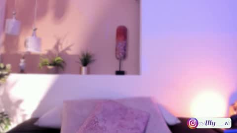 Ally  online show from 11/06/25, 04:24