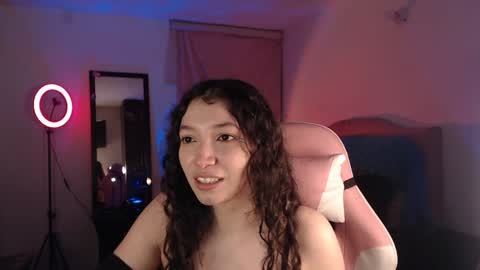Snapshot of ally_donfort chatting on 02/04/25, 12:19 Ally online show from 02/04/25, 12:19
