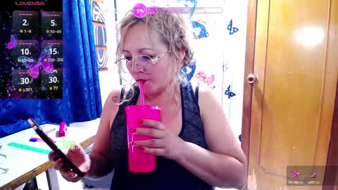 Snapshot of ally_sweety chatting on 02/21/25, 10:04 ally_sweety online show from 02/21/25, 10:04