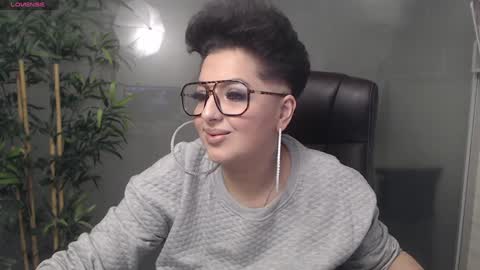         online show from 01/12/25, 07:53