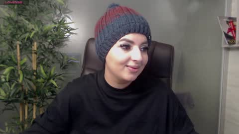         online show from 01/26/25, 01:41