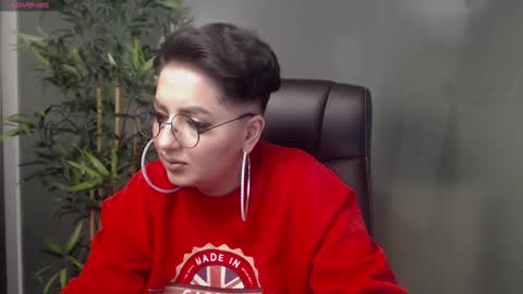         online show from 02/15/25, 01:53