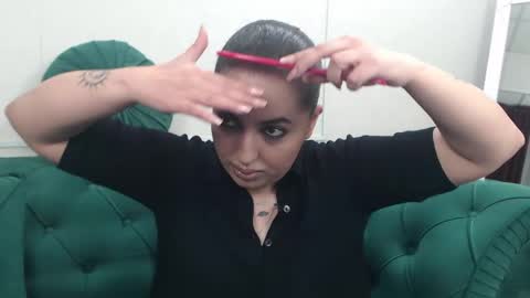         online show from 04/04/26, 01:41