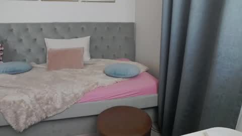         online show from 05/26/26, 04:36