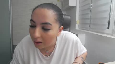         online show from 05/29/26, 08:29
