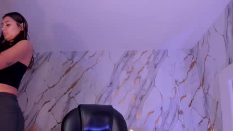 Alisson online show from 02/19/25, 06:54